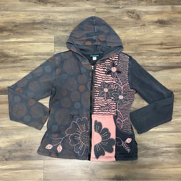 Unique Patchwork Floral Embroidered Hooded Jacket - Picture 1 of 4